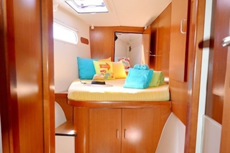 Charter Yacht MARY - Leopard 46 - 3 Cabins - Belize City - San Pedro