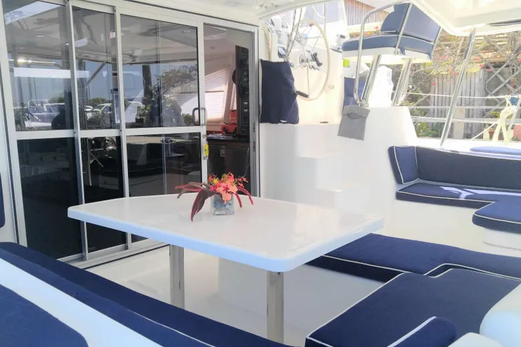 Charter Yacht FLOJO - Leopard 44 - 3 Cabins - Belize City - San Pedro