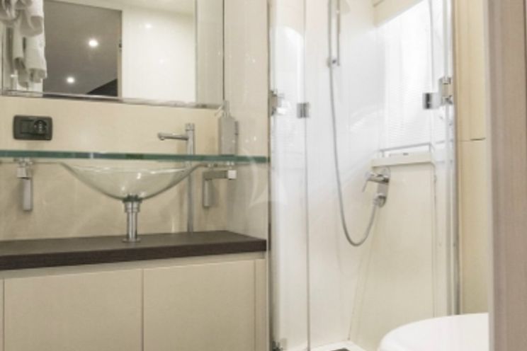 Charter Yacht FLY AWAY - Uniesse 68 - 3 Cabins - Naples - Capri - Amalfi - Positano - Sicily