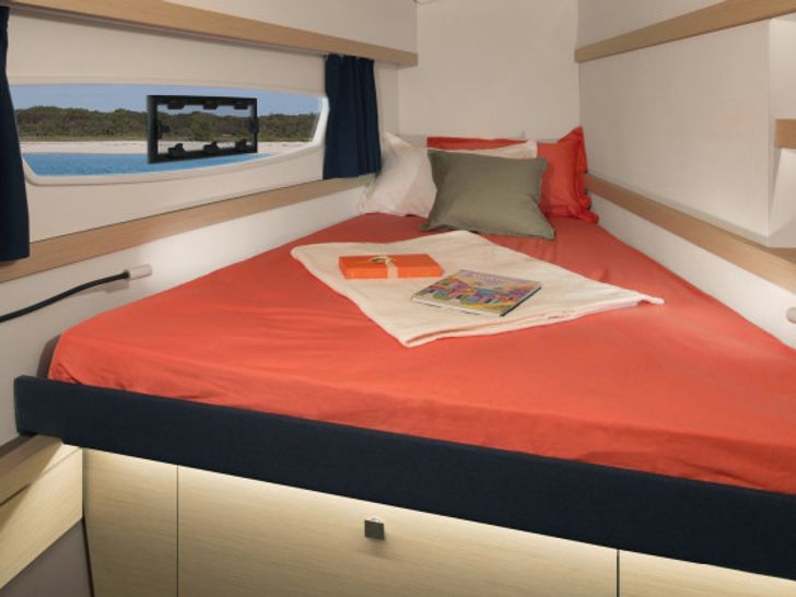 Fountaine Pajot Lucia 40 Cabin Fountaine Pajot Lucia 40 Cabin