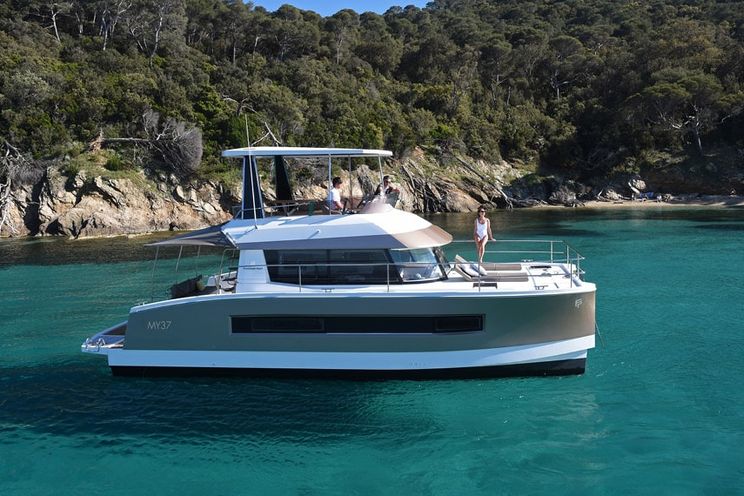 Charter Yacht Fountaine Pajot Motor Yacht 37 - 3 Cabins - 2020 - Ajaccio - Corsica - France
