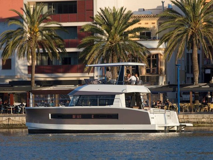Fountaine Pajot MY 37 Fountaine Pajot MY 37