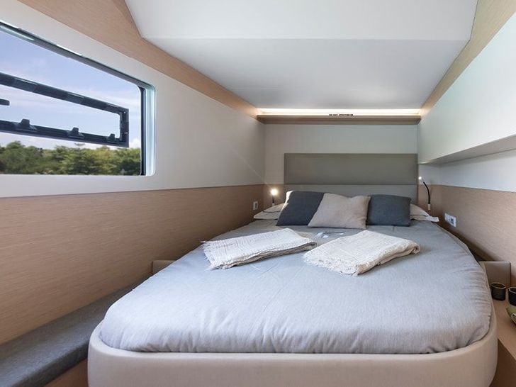 Fountaine Pajot MY 40 Cabin Fountaine Pajot MY 40 Cabin