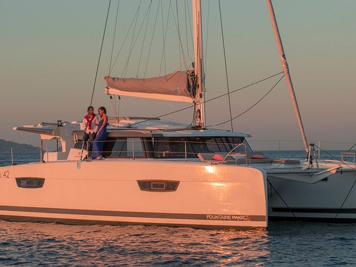 Fountaine Pajot Astrea 42 Fountaine Pajot Astrea 42
