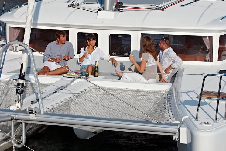 Charter Yacht FRENCH KISS - Lagoon 450 - 4 Cabins - Grenadines - Grenada - Leeward Islands - Windward Islands
