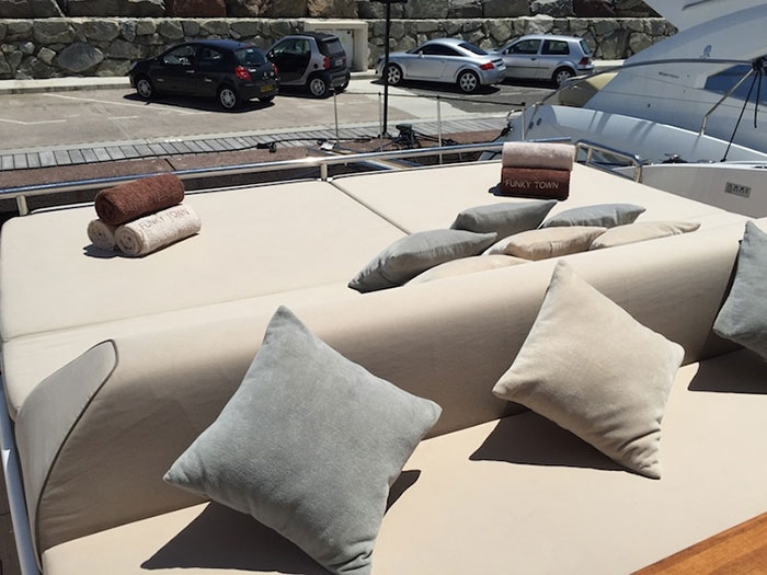 Charter Yacht FUNKY TOWN - Canados 90 - 4 Cabins - St Tropez - Cannes - Monaco