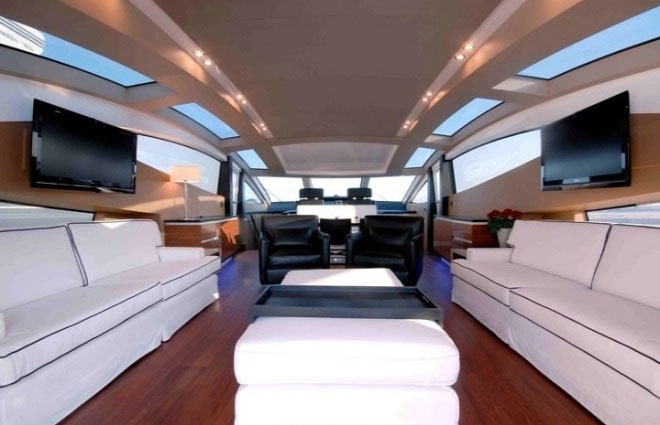 Charter Yacht FUNKY TOWN - Canados 90 - 4 Cabins - St Tropez - Cannes - Monaco