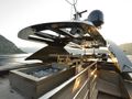 Flybridge with Jacuzzi Flybridge with Jacuzzi