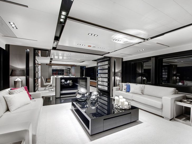 Saloon Saloon