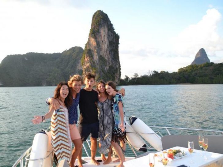 Galeon 460 Flybridge - Front Deck Galeon 460 Flybridge - Front Deck