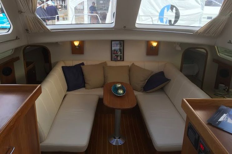 Charter Yacht Gemini Legacy 35 - 3 Cabins - Tortola