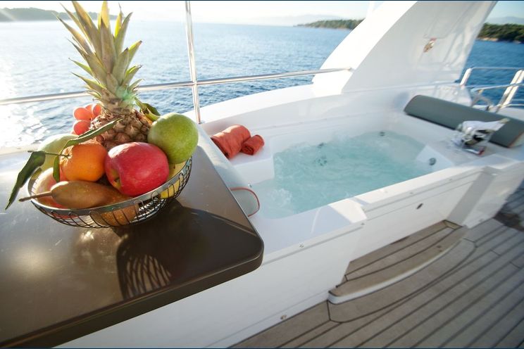Charter Yacht GEMS - Notika 32.6m - 4 Cabins - Nice - Cannes - Monaco
