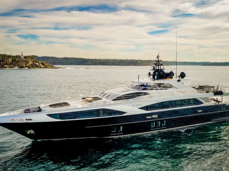 GHOST II - Gulf Craft 37m GHOST II - Gulf Craft 37m