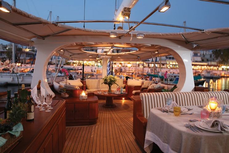 Charter Yacht GITANA - 36m Perini Navi - 3 Cabins - Greece - Athens - Mykonos