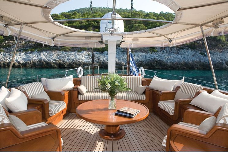 Charter Yacht GITANA - 36m Perini Navi - 3 Cabins - Greece - Athens - Mykonos