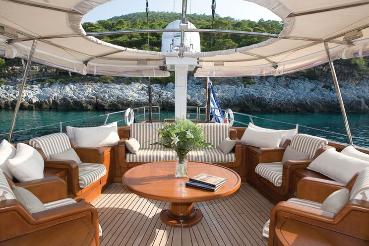 Charter Yacht GITANA - 36m Perini Navi - 3 Cabins - Greece - Athens - Mykonos