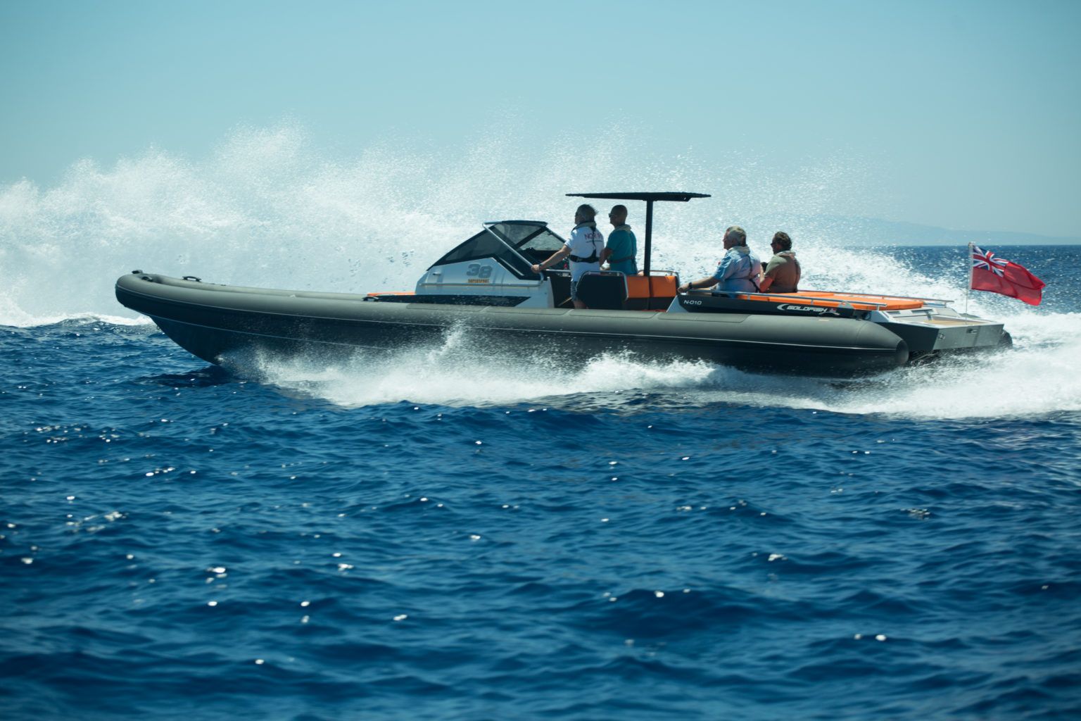 Goldfish 38 Super Sport