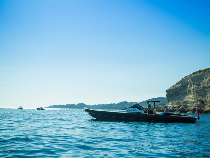 Goldfish 38 Super Sport Goldfish 38 Super Sport