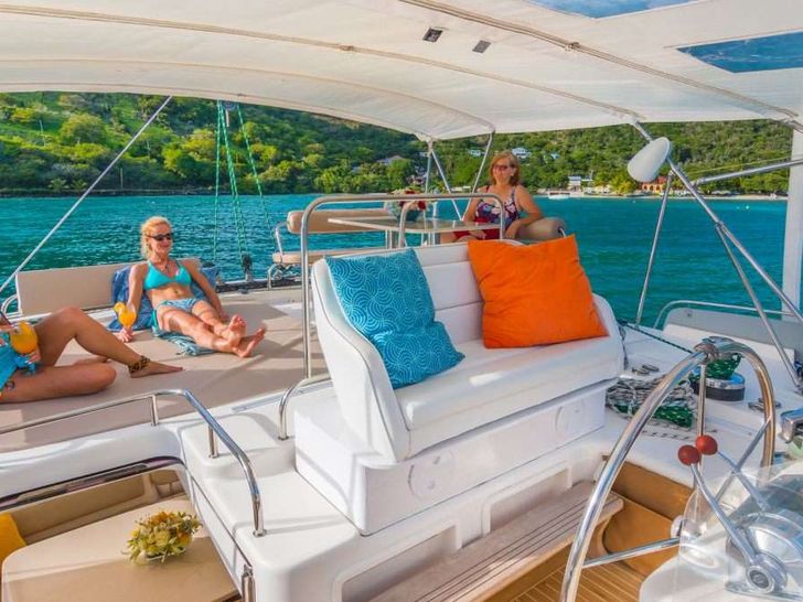 GOOD VIBRATIONS - Lagoon 620 Flybridge GOOD VIBRATIONS - Lagoon 620 Flybridge