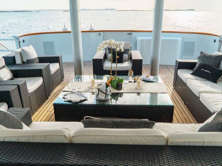 GRAND ILLUSION Palmer Johnson 137 Luxury Superyacht Aft Deck Lounge GRAND ILLUSION Palmer Johnson 137 Luxury Superyacht Aft Deck Lounge