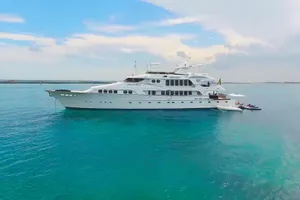GRAND ILLUSION - Palmer Johnson 137 - 5 Cabins - Naples - Sicily - Bahamas - Caribbean GRAND ILLUSION - Palmer Johnson 137 - 5 Cabins - Naples - Sicily - Bahamas - Caribbean