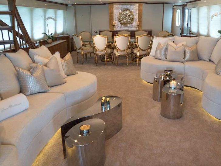 GRAND ILLUSION Palmer Johnson 137 Luxury Superyacht Lounge GRAND ILLUSION Palmer Johnson 137 Luxury Superyacht Lounge