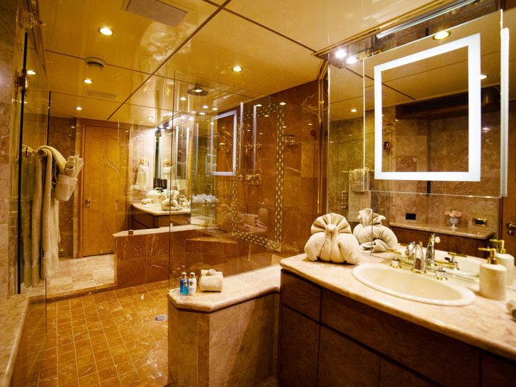 GRAND ILLUSION Palmer Johnson 137 Luxury Superyacht Bathroom GRAND ILLUSION Palmer Johnson 137 Luxury Superyacht Bathroom
