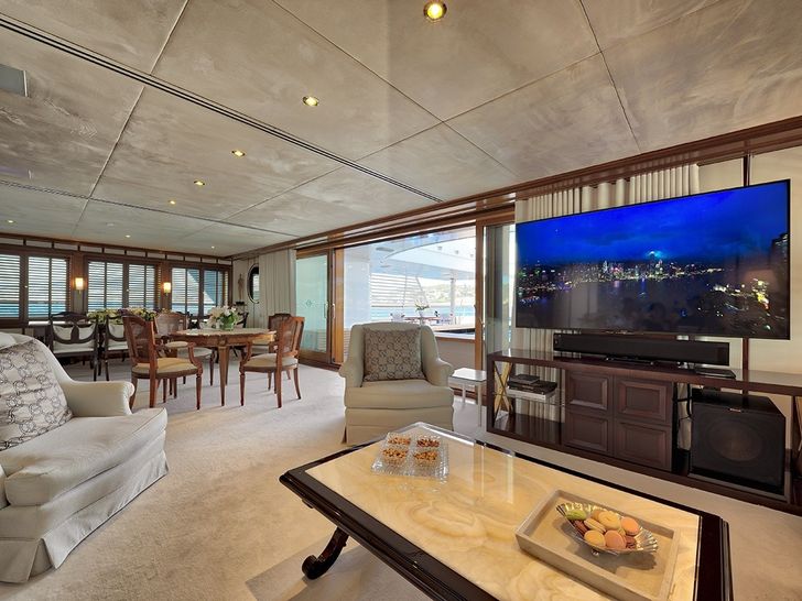 GRAND OCEAN Blohm&Voss 80m Lounge GRAND OCEAN Blohm&Voss 80m Lounge