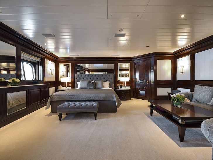 GRAND OCEAN Blohm&Voss 80m Master Cabin