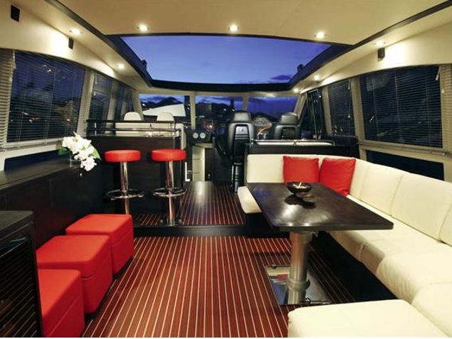 Charter Yacht Guy Couach 21 - 3 Cabins - St Tropez - Cannes - St Raphael