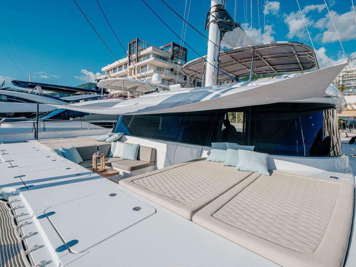 foredeck foredeck