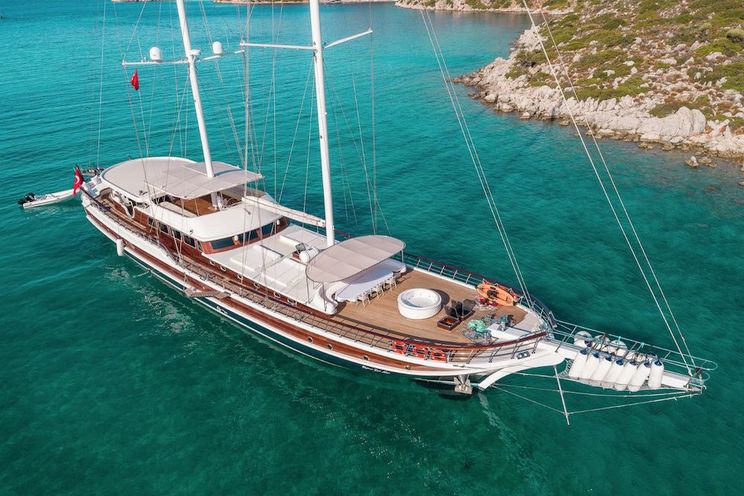 Charter Yacht HALCON DEL MAR - 45m Gulet - 8 Cabins - Athens - Mykonos - Bodrum - Gocek - Turkey
