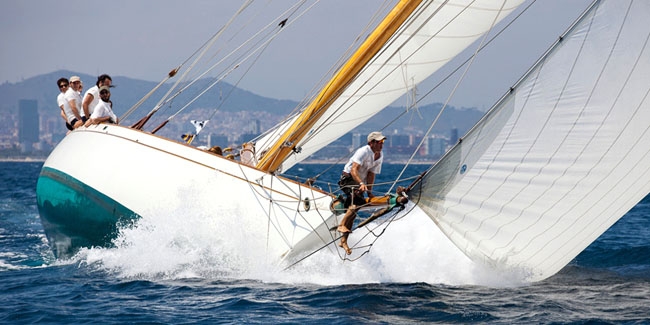 Charter Yacht HALLOWEEN - Bermudan Cutter - 2 Cabins - French Riviera - Italian Riviera - Sardinia - Corsica - Barcelona - Majorca - Mahon - Monaco