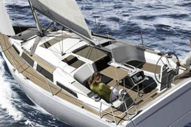 Charter Yacht Hanse 345 - 3 Cabins - Cogolin - Port Grimaud - St Tropez