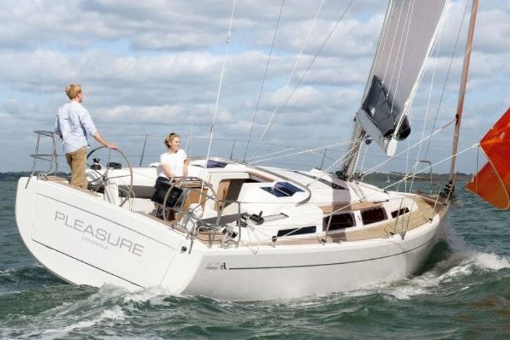 Charter Yacht Hanse 345 - 3 Cabins - Cogolin - Port Grimaud - St Tropez