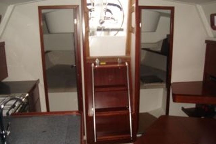 Charter Yacht Hanse 350 - 2 cabins - Ajaccio - Marseille
