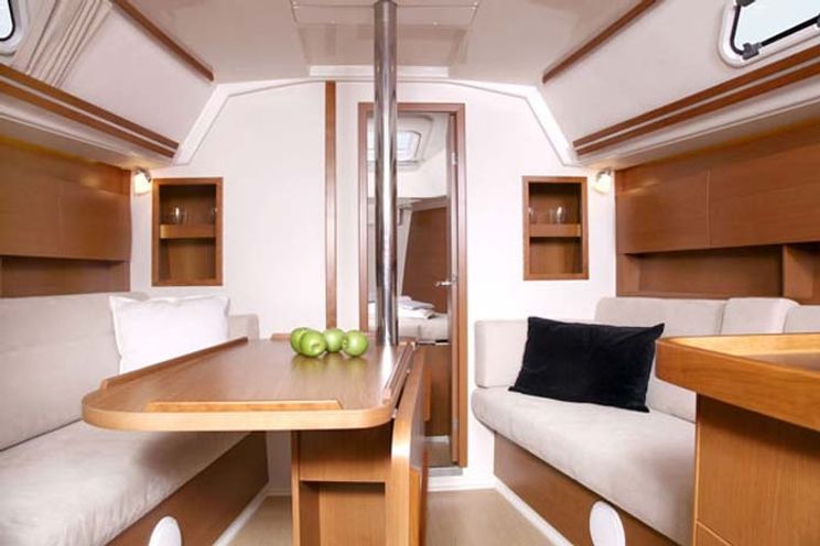 Charter Yacht Hanse 355 - 3 Cabins - Ajaccio - Marseille