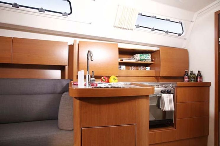 Charter Yacht Hanse 355 - 3 Cabins - Ajaccio - Marseille