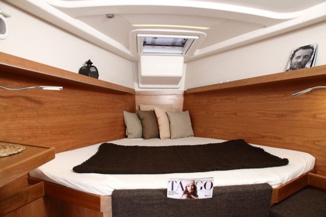Charter Yacht Hanse 415 - 3 Cabins - Dubrovnik - Kastela - Croatia
