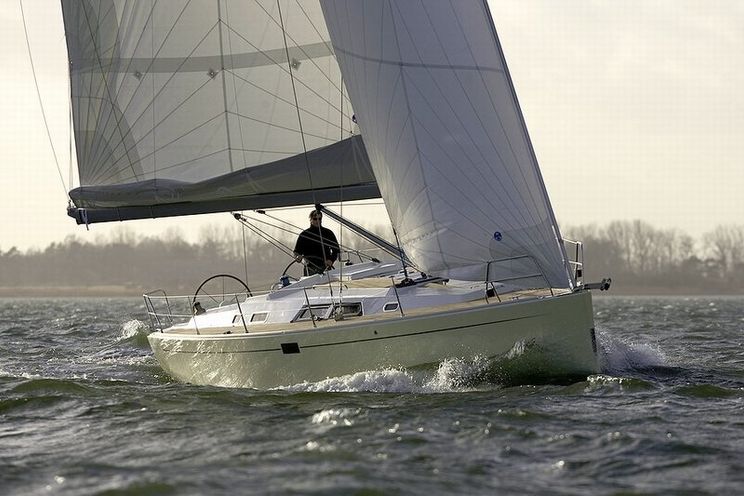 Charter Yacht Hanse 43 2010 - 3 Cabins - Athens - Corfu