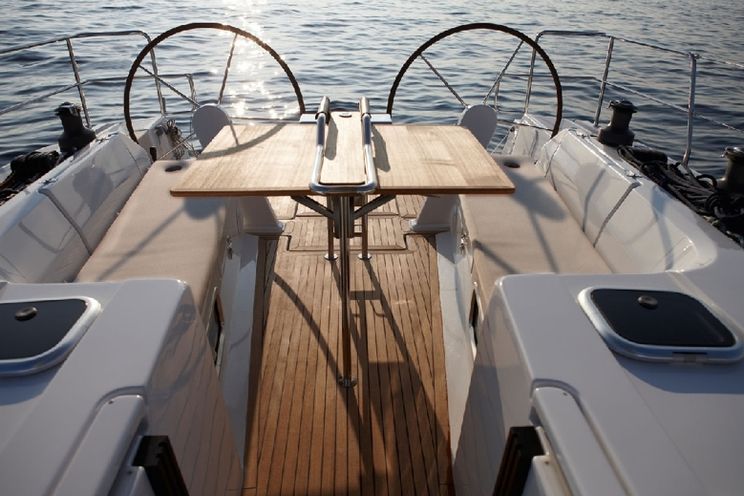 Charter Yacht Hanse 445 - 3 Cabins - Palma
