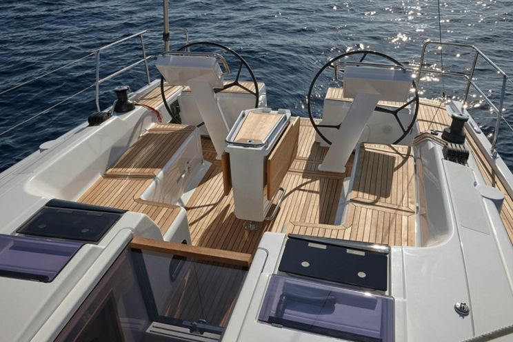 Charter Yacht Hanse 455 - 4 Cabins - Athens