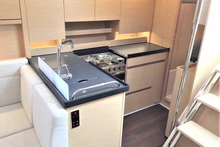 Charter Yacht Hanse 458 - 3 Cabins(3 doubles)- 2018- Port Hamble - Solent- Southampton- Isle of Wight