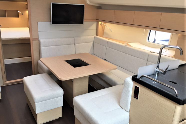 Charter Yacht Hanse 458 - 3 Cabins(3 doubles)- 2018- Port Hamble - Solent- Southampton- Isle of Wight