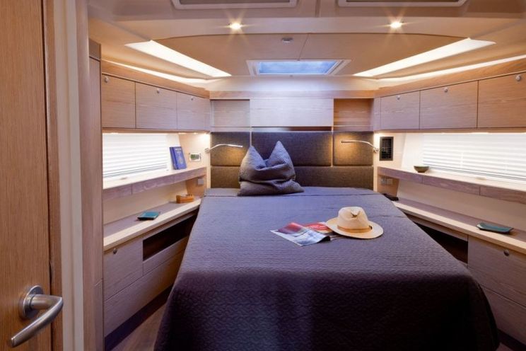 Charter Yacht Hanse 575 - 5 Cabins - Split