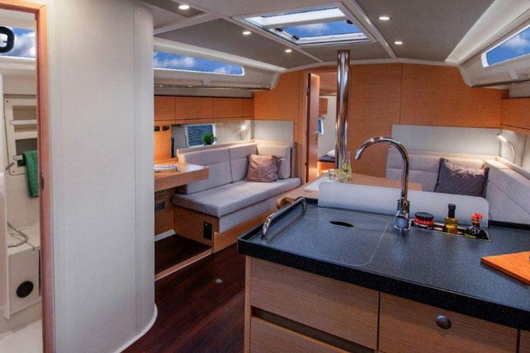 Charter Yacht Hanse 418 - 3 Cabins - Marina Kornati - Croatia
