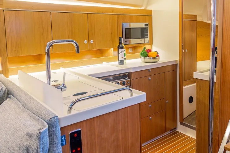 Charter Yacht Hanse 455 - 3 cabins(3 double)- 2018 - Tortola