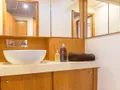 Hanse 455 Bathroom