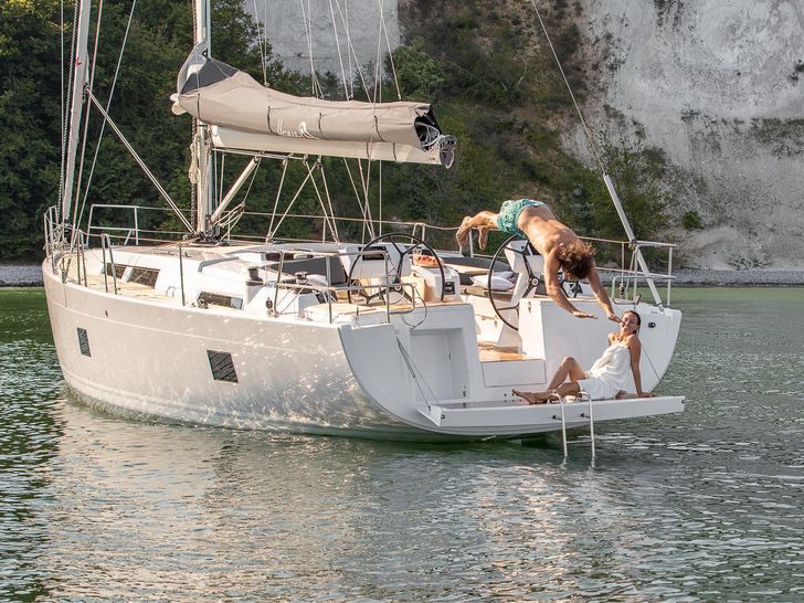 HANSE 458 - aft view HANSE 458 - aft view