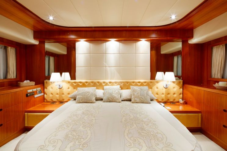 Charter Yacht HAPPY FEET - Alalunga 78 - 4 Cabins - Amalfi Coast - Sorrento - Capri - Positano